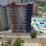 707 Eldorado Thermas Park